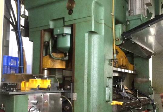 有利于推动送料机行业稳步发展的三大因素有哪些？